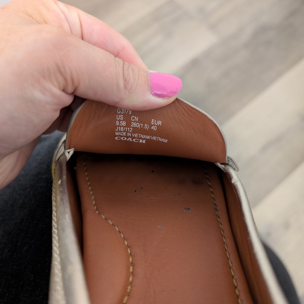 Coach/Champagne Loafer Sz 9.5 - Picture 6 of 8